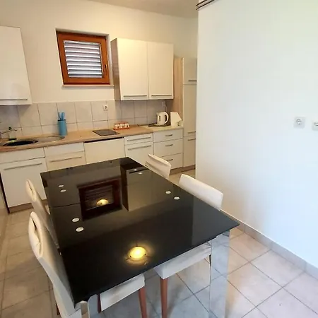 Cezar Apartman *
