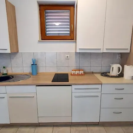 Cezar Apartman *