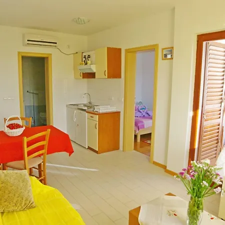 Cezar Apartman Vinkuran